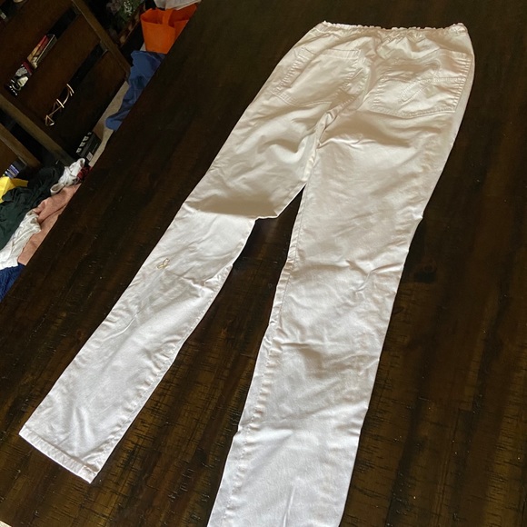 Jaanuu white fitted scrub pants - Picture 4 of 6